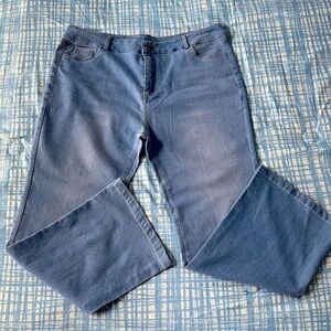 Light Blue Crop Denim Stretchy  Jeans | Size XL